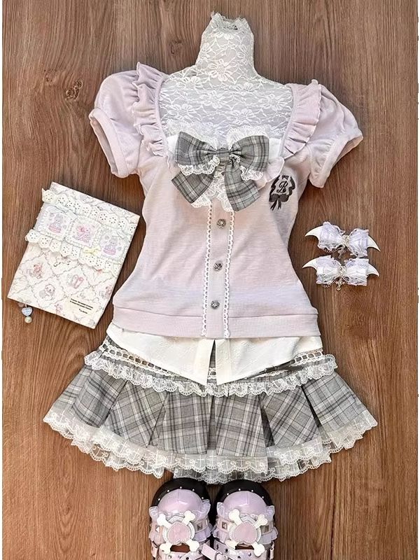Women Fashion Wear - Kadın pembe dantel patchwork üst, büyük